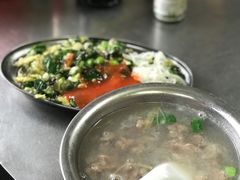 牛肉羹-群众牛肉小点(蚵仔煎)