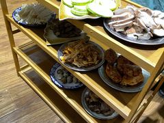 -宏宏无烟石板烧烤