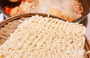 O'ski Hot Pot Noodles