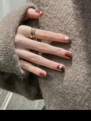 -赢韵美甲美睫瑞士净斑中心