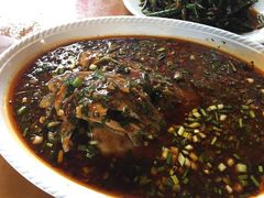 藿香鲫鱼-月圆霖特色农家乐