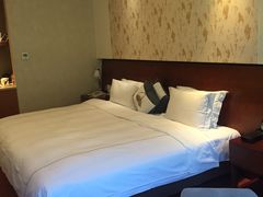 -杭州海华满陇度假酒店