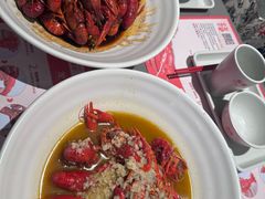 -龙巢盱眙龙虾·牛蛙·烧烤宵夜(八卦岭店)