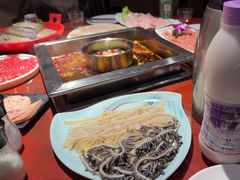 -二荆条·蜀鲜汇城市森林火锅