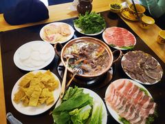 -银同牦牛肉火锅