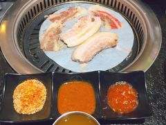 -烤路里·韩国品质自助烤肉(石路天虹4号店)