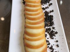 -东口码头·烧鸽子·鱼头泡饼·地方菜(金鹰悦城店)