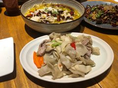 -十三式重庆江湖菜(金茂览秀城店)
