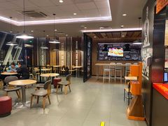 大堂-汉堡王(中央广场店)