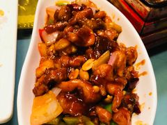 宫保三黄鸡-树下时尚餐厅(翠园街店)