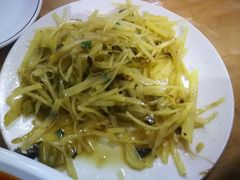 酸菜土豆丝-老字号怡玺·藿香雅鱼(20年雅安店)