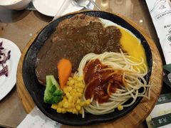 -东方豪客牛排意面披萨(金凤万达店)