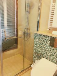 -海豚湾高端月子会所(黄浦店)