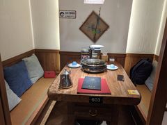 -明洞阿姨·韩式酱蟹烤肉·创意料理(三元桥店)