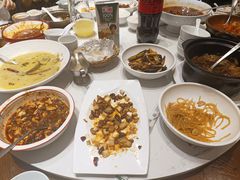 -峨嵋小镇·川菜(勒泰中心店)