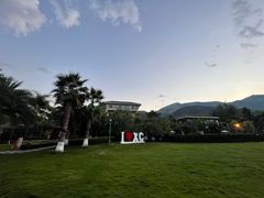 -西昌邛海湾柏樾酒店(原邛海湾柏栎度假酒店)