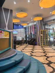 -反弹蹦床公园·亲子乐园·团建·派对(尚品奥莱店)