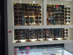 -广州宝岛眼镜武汉和光眼镜市场西区店