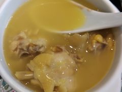 浓汤花胶鸡汤-维园悦谱·海派家常菜(乌鲁木齐南路店)