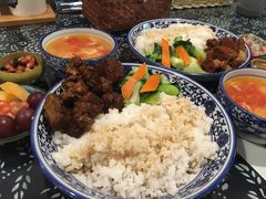 -蜗牛小馆醉乡民谣云南菜(惠新西里店)