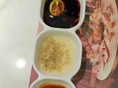 -洪氏嗨捞·广东猪肚鸡·椰子鸡火锅(西咸万象城店)