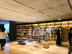 -蔚来中心(北京中关村店)