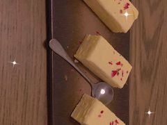 娜帕里勇-那时新疆·若羌(经纬汇店)