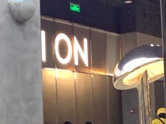 -喜茶(深圳万象城黑金店)