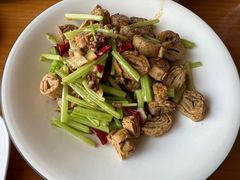 -莲餐厅·湖北菜·潜江小龙虾店(愚园路店)