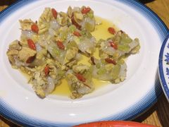 -柴窝堡22号辣子鸡·传承新疆菜