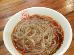 -万记麻辣烫国展总店