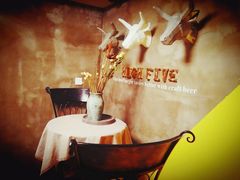 -HIGH FIVE哈福手工汉堡(桂林路店)