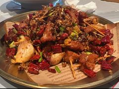-肥肥虾庄·金牌油焖大虾(杨园滨江时代walk店)