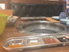 -明洞阿姨·韩式酱蟹烤肉·创意料理(三元桥店)