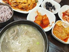 -釜山豚骨汤饭(芝罘万达广场店)