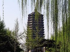 -玲珑塔公园