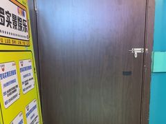 -荒岛实景沉浸密室(江汉路1店)