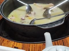 -侠成水上农庄(工业大道店)