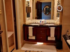 -广州富力丽思卡尔顿酒店