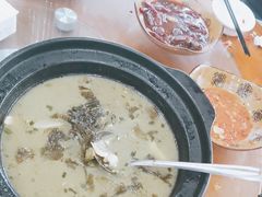 -记忆湘菜馆(芙蓉镇店)