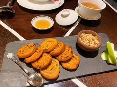 鸭肝酱伴葱油饼-杭州西子湖四季酒店·金沙厅