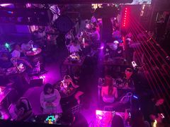 -UP嘻哈酒吧(粉巢店)