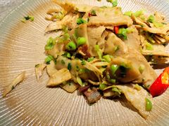 炒西双版纳金刚笋-半山腰·云南菜(侨福芳草地店)