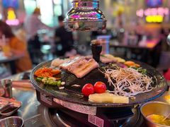 -豚豚家돈돈가韩国锅盖烤肉(新北万达店)