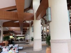 -亚龙湾喜来登·美景台大堂吧