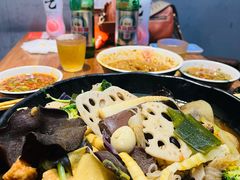 -万记麻辣烫国展总店