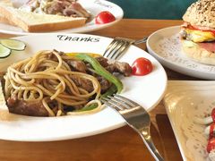 -Thanks美式餐厅(汉堡咖啡店)