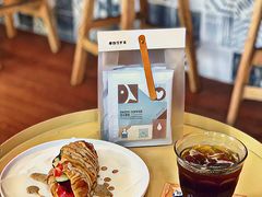 -Oasis coffee燕谷咖啡(公信店)
