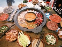 -黄潇洒老火锅(九眼桥宏济巷店)