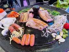 -豚豚家돈돈가韩国锅盖烤肉(新北万达店)